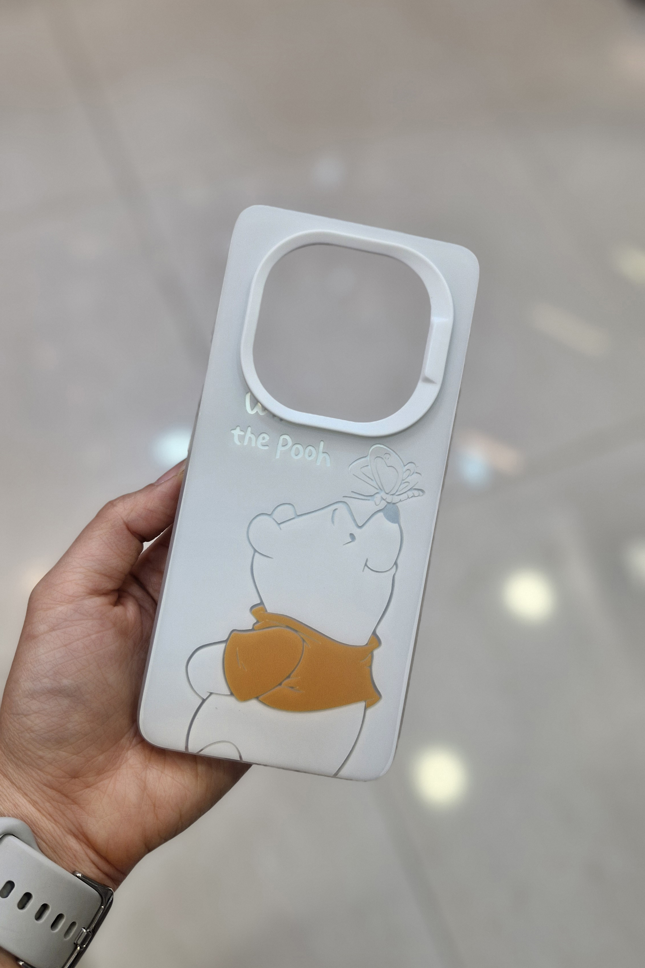 قاب موبایل عروسکی socool