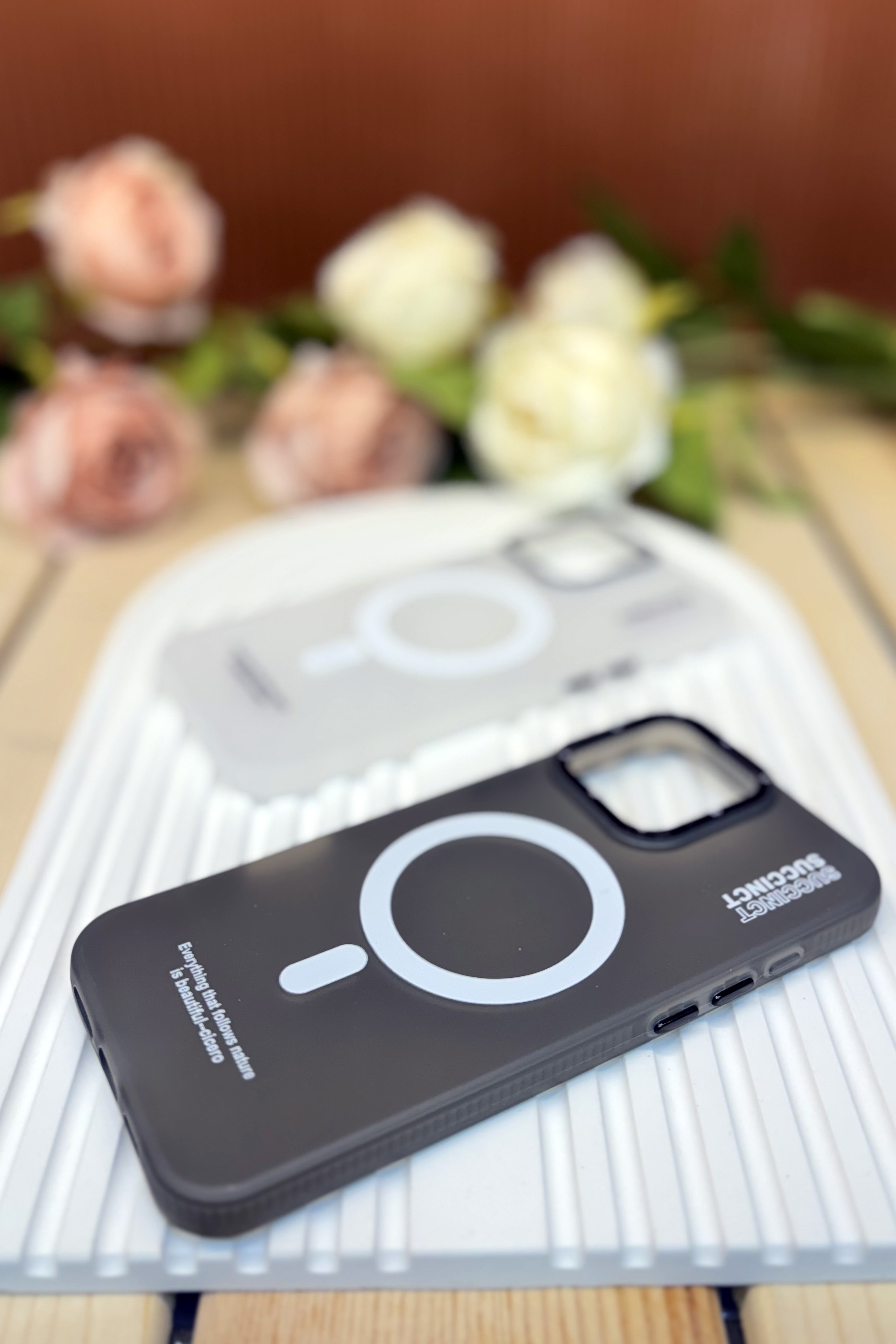 قاب موبایل مگسیف partner